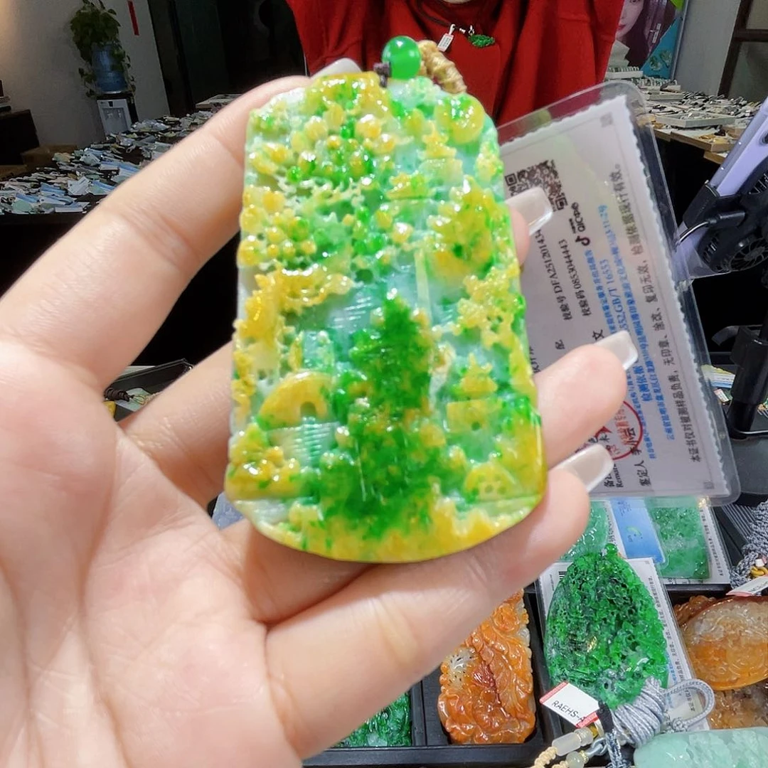 颈饰未镶嵌翡翠一