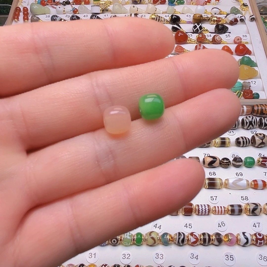 金***娃玛瑙/玉髓未镶嵌颈饰