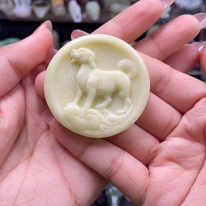 和田玉（糖玉）未镶嵌颈饰