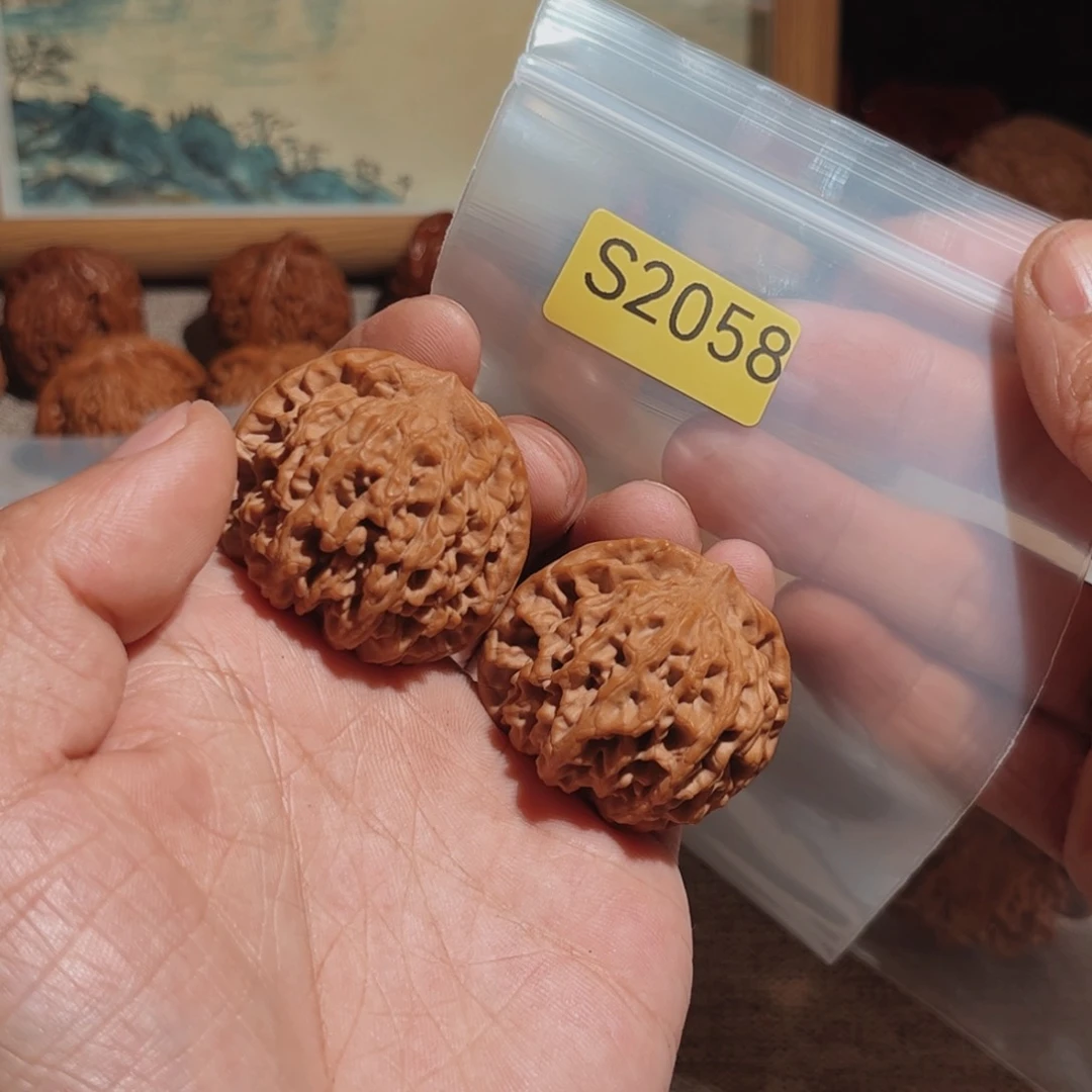 文玩核桃吊坠秦闷