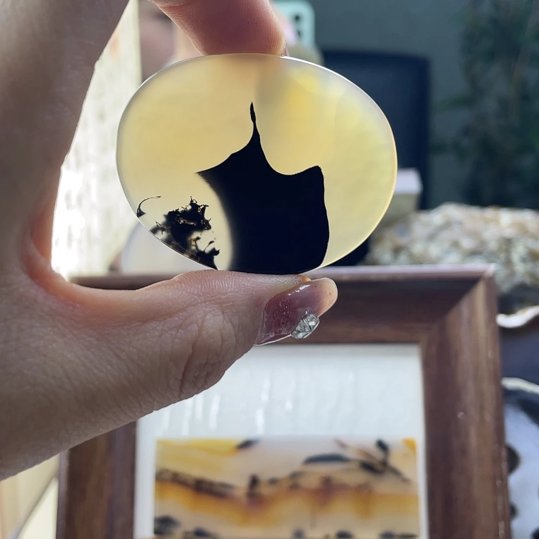 玛瑙/玉髓未镶嵌珠宝奇石