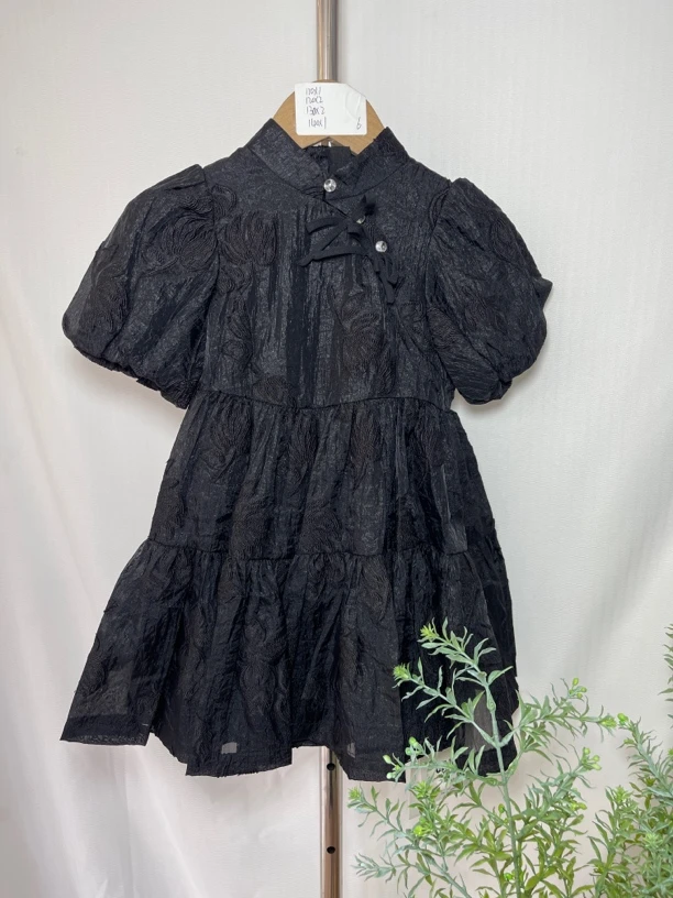 8037 黑色连衣裙