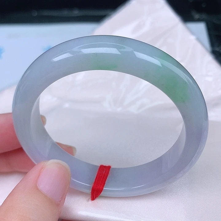 未镶嵌手镯翡翠天然