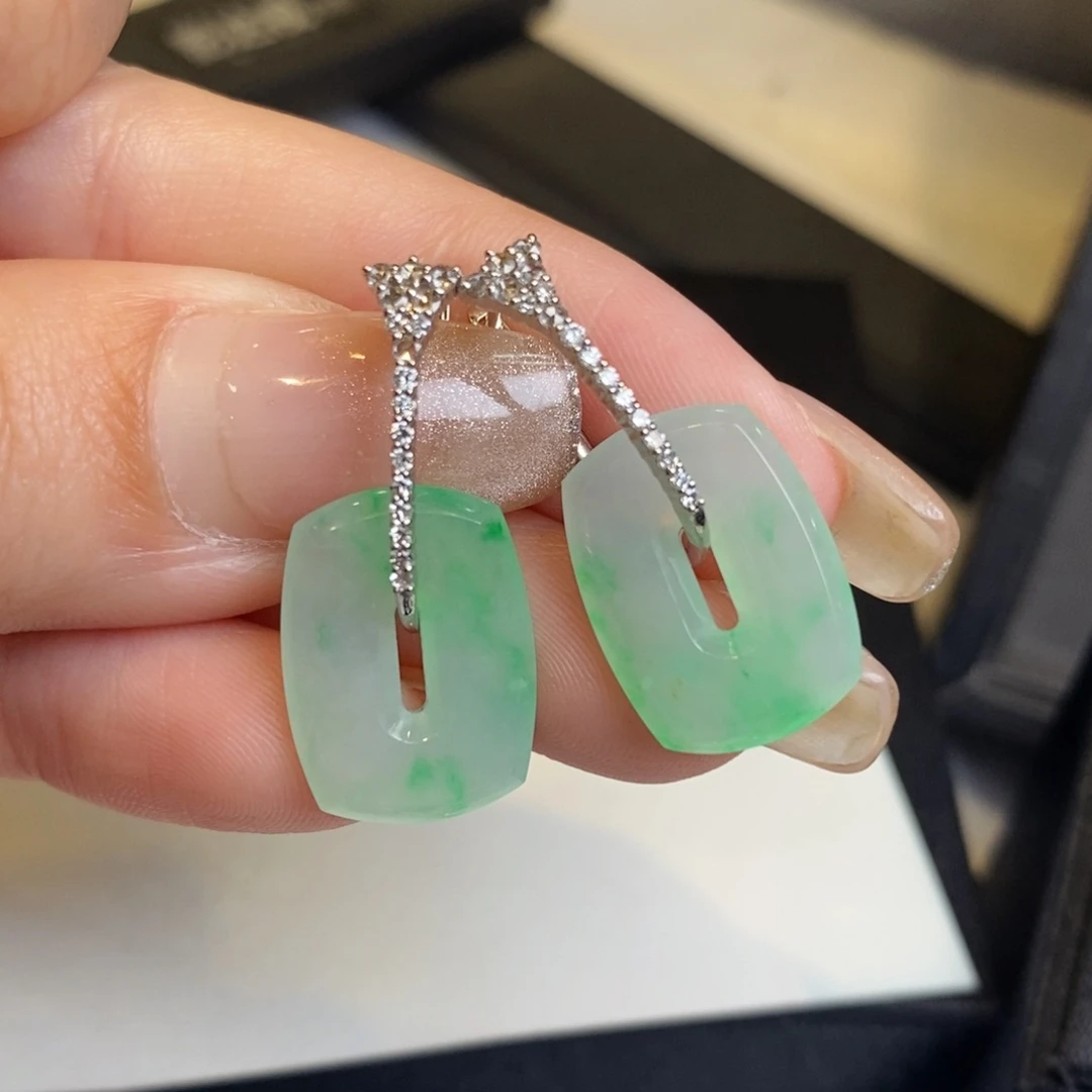 翡翠耳饰18K金镶嵌福贝