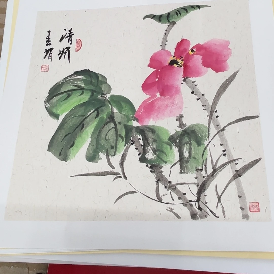 国画花鸟的翅膀和翅膀是一个