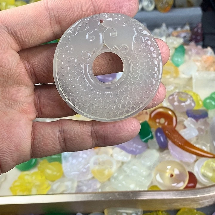 玛瑙/玉髓未镶嵌颈饰