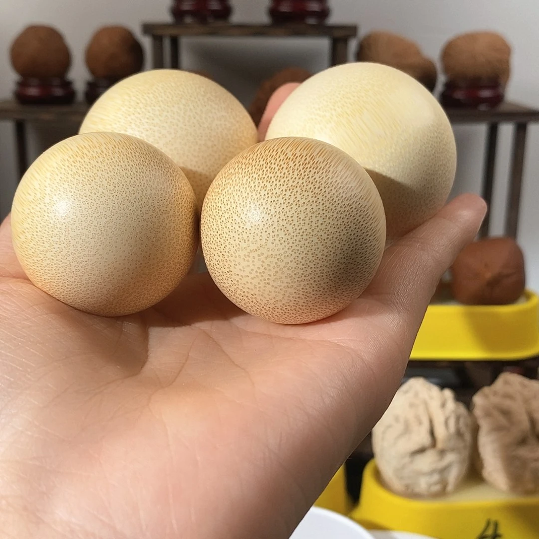 文玩核桃把件〆***盼实心竹手球40 50