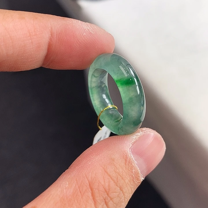 翡翠未镶嵌戒指9号