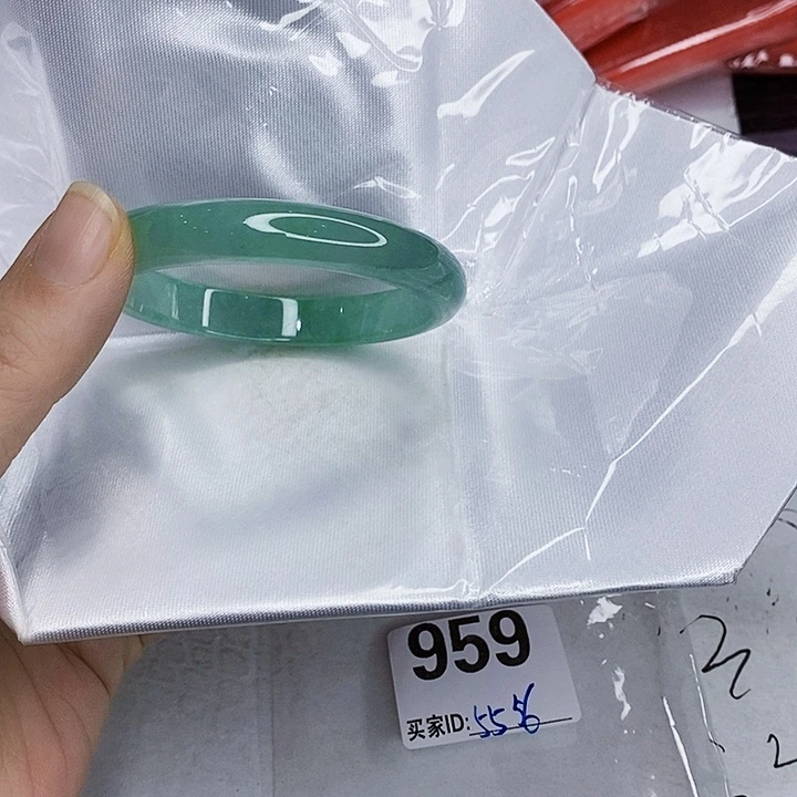 翡翠未镶嵌手镯一图一物实物为准