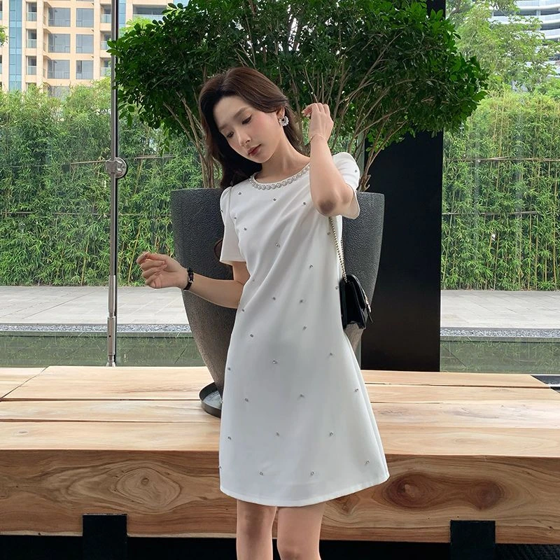 饭饭精选2025法式珍珠领富家千金连衣裙小香名媛收腰短款礼服裙