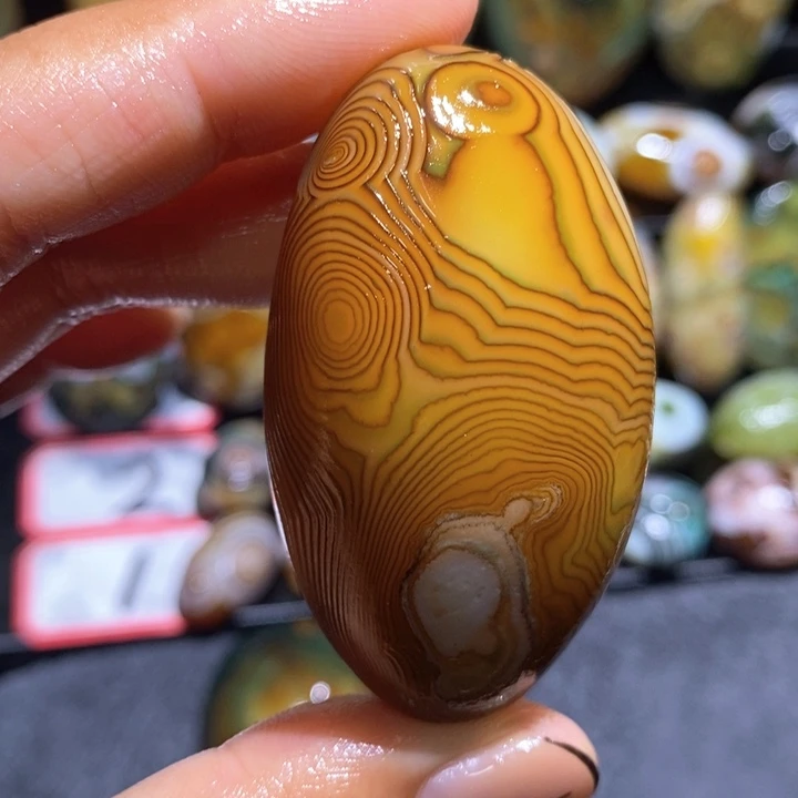 玛瑙/玉髓玛瑙吊坠未镶嵌