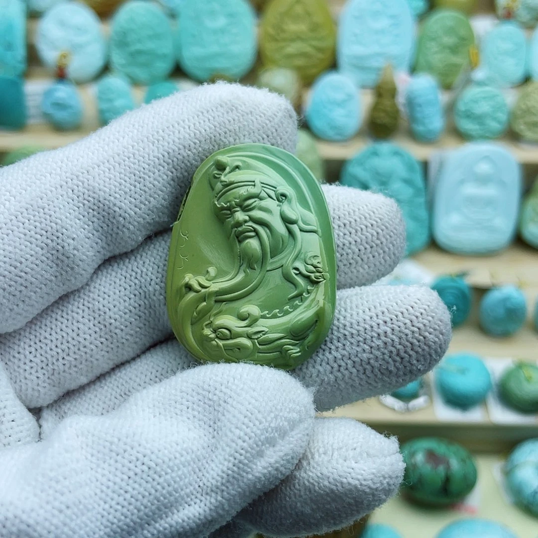 未镶嵌绿松石珠宝奇石