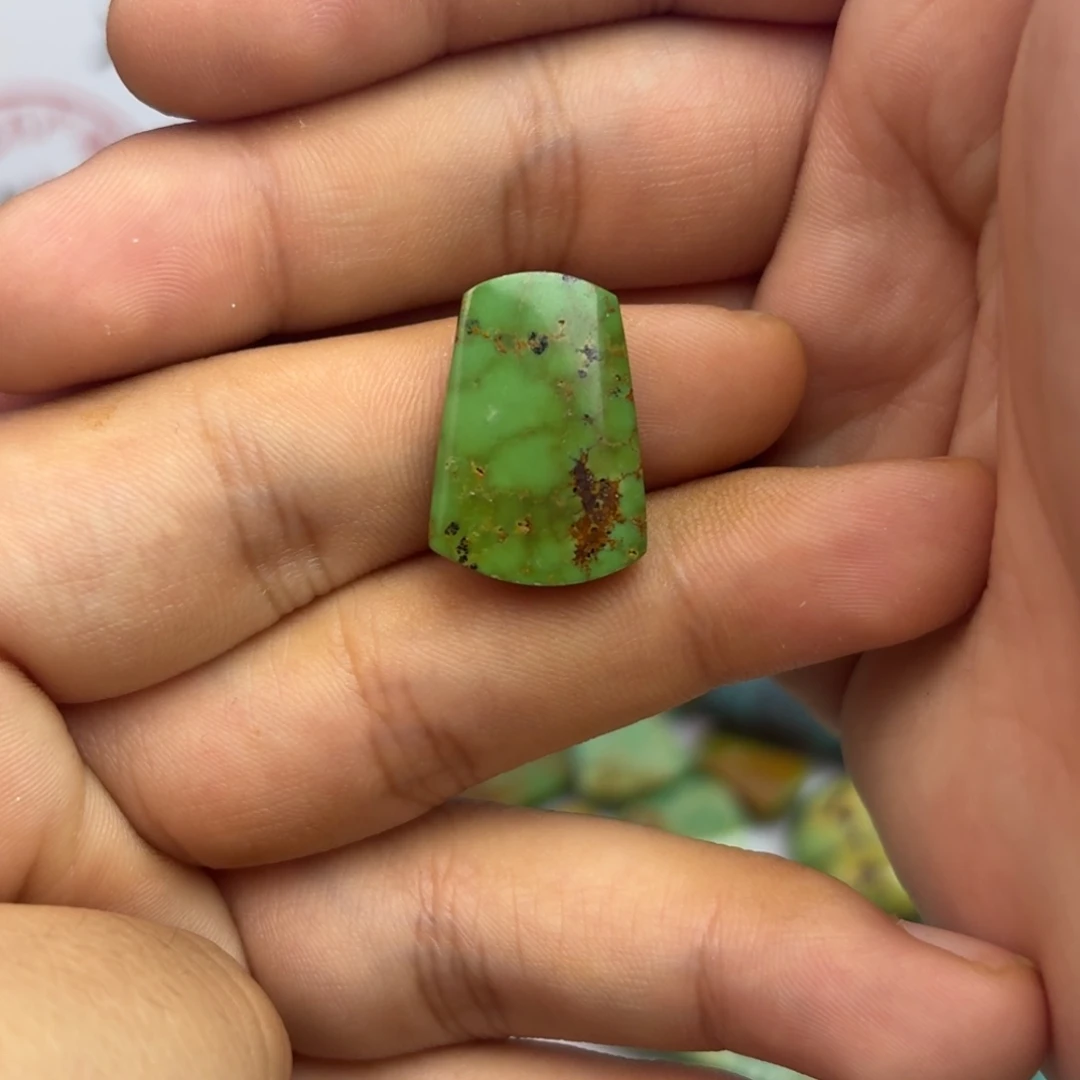 南红玛瑙未镶嵌绿松石