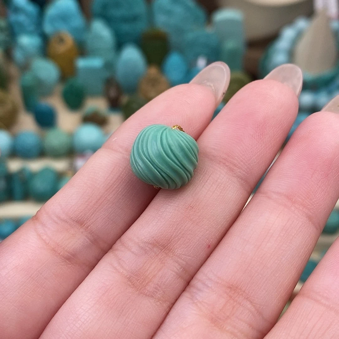 未镶嵌绿松石珠宝奇石