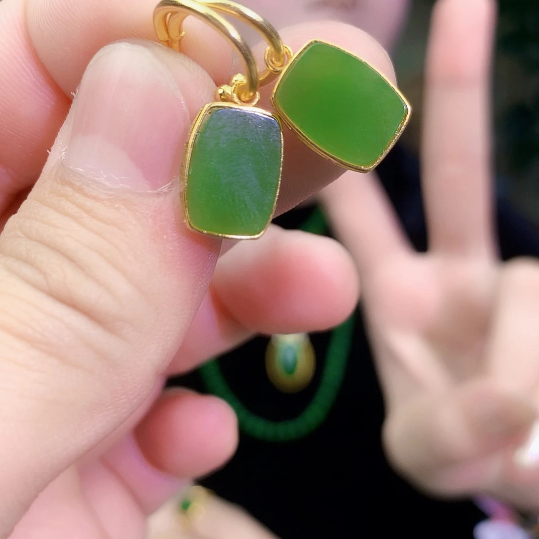 吊坠(不含链)银S925镶嵌和田玉（碧玉）耳钉