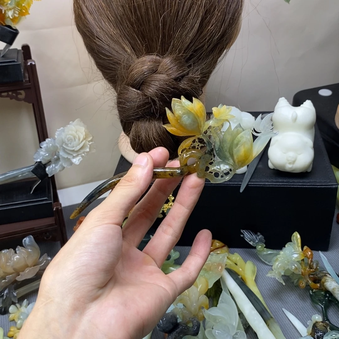 C***t蛇纹石玉合金发饰