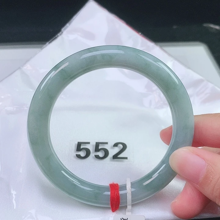 翡翠未镶嵌手镯翡翠