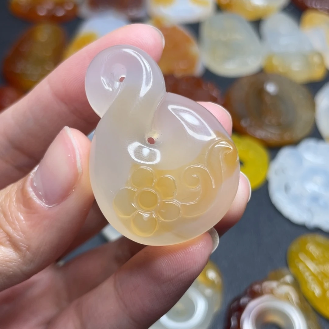 玛瑙/玉髓未镶嵌颈饰