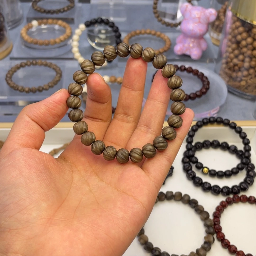 檀香木手串/手链黎****思阴沉老山鲨鱼背扭珠