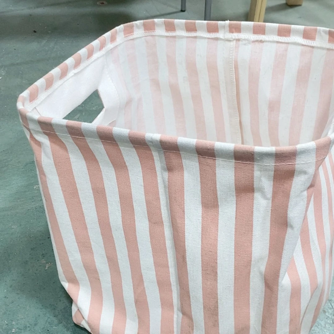 【闪购商品】翻盖塑料这是编号095