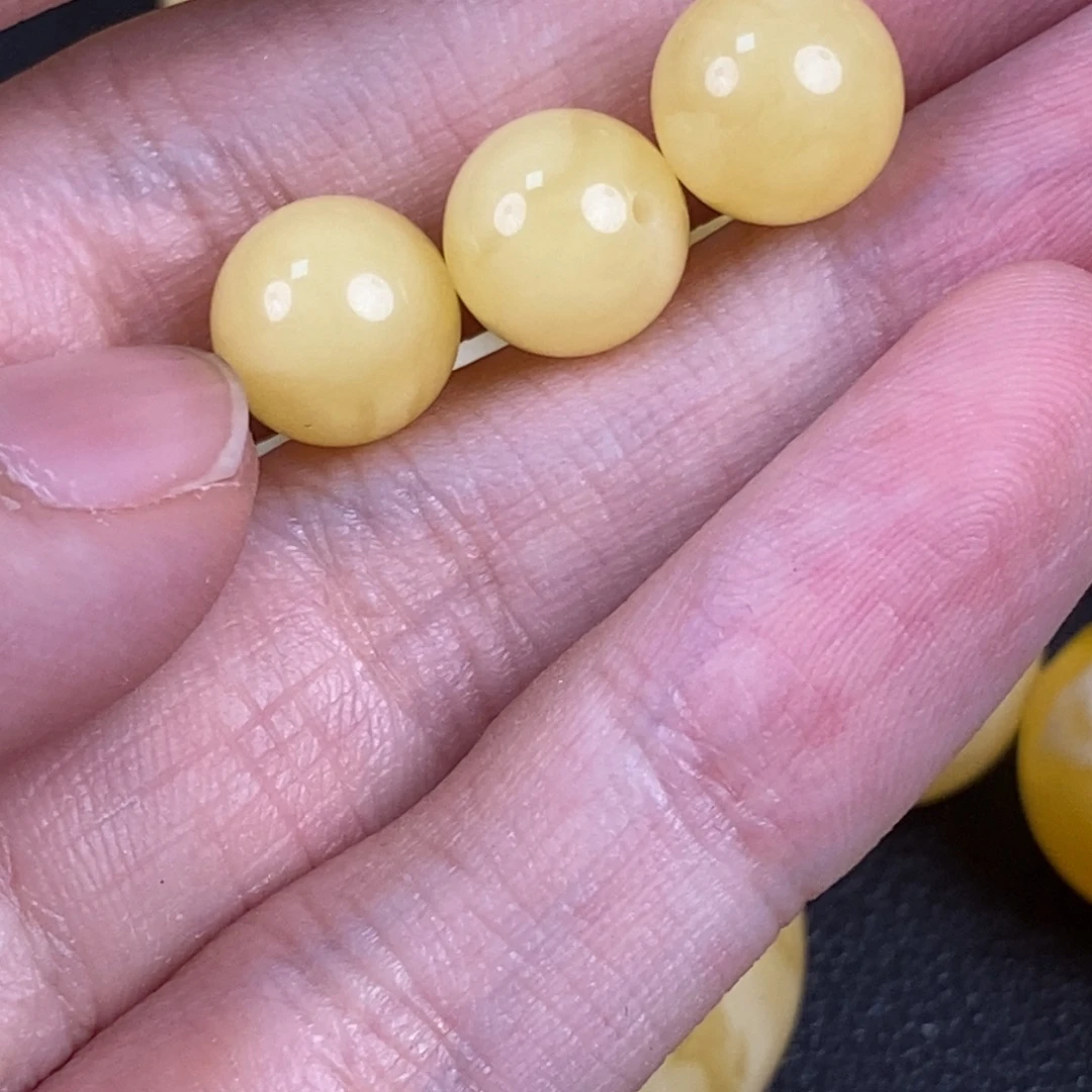 琥珀未镶嵌珠宝奇石77