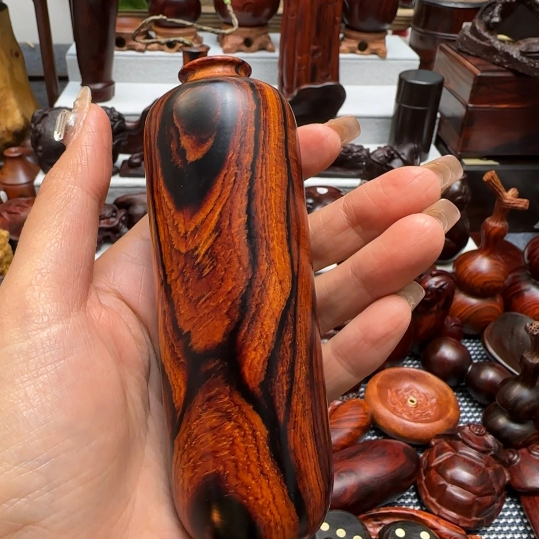 木斑*马微凹黄檀雕刻瓶把件