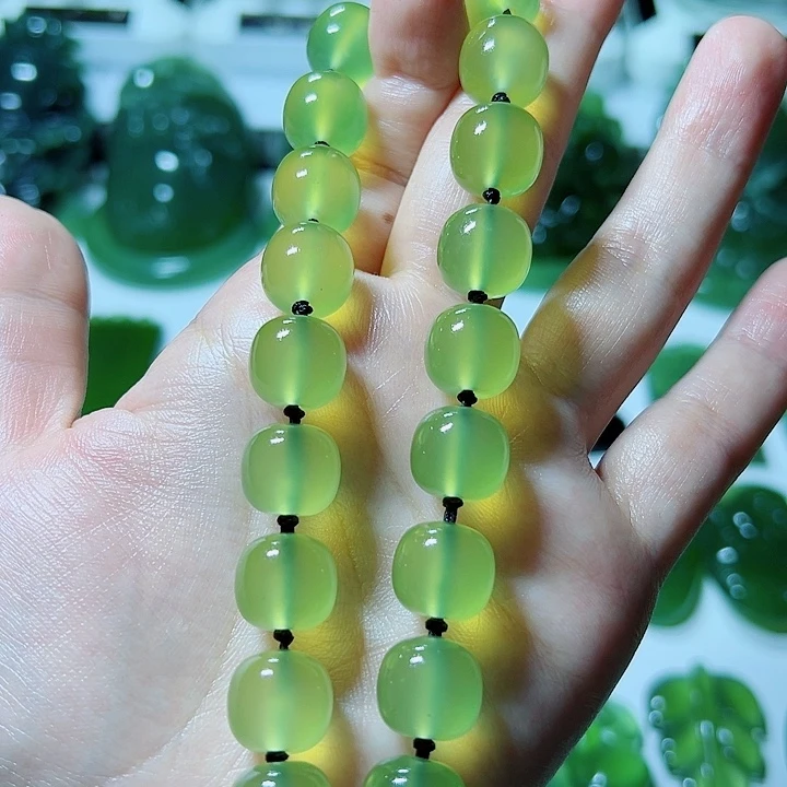 幸***鹅蛇纹石玉未镶嵌手链