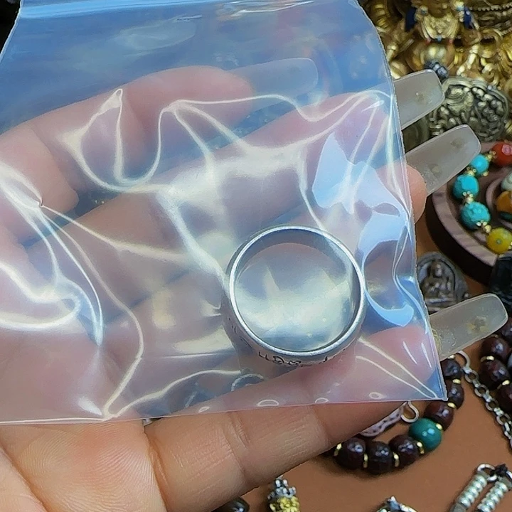 泥塑自***鱼谢谢，扎西德勒