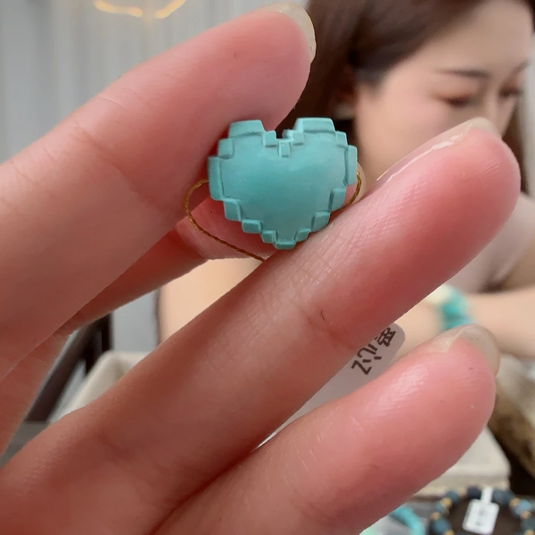 绿松石未镶嵌挂件