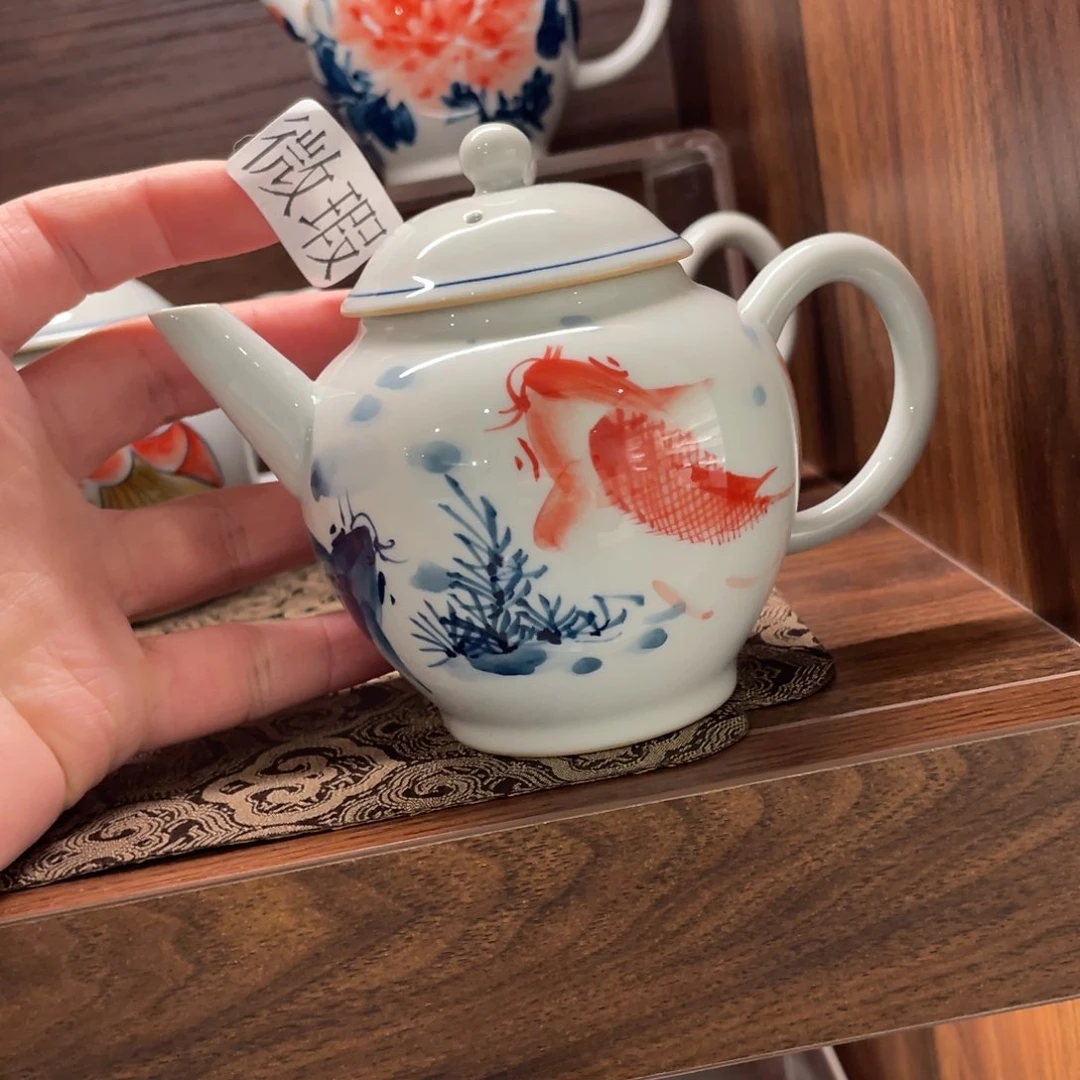 釉下手绘茶具微瑕