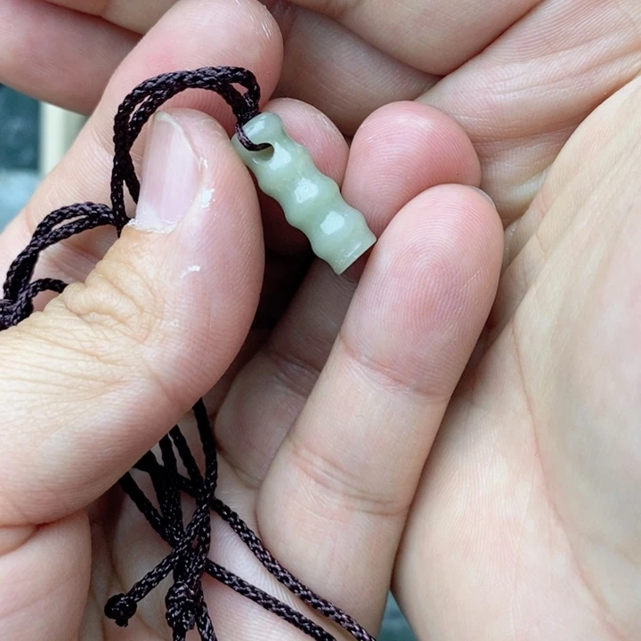 翡翠颈饰未镶嵌龐*芝好