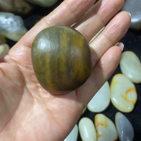 未镶嵌和田玉（糖玉）车挂