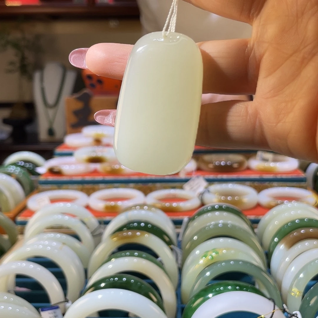 和田玉（白玉）未镶嵌颈饰