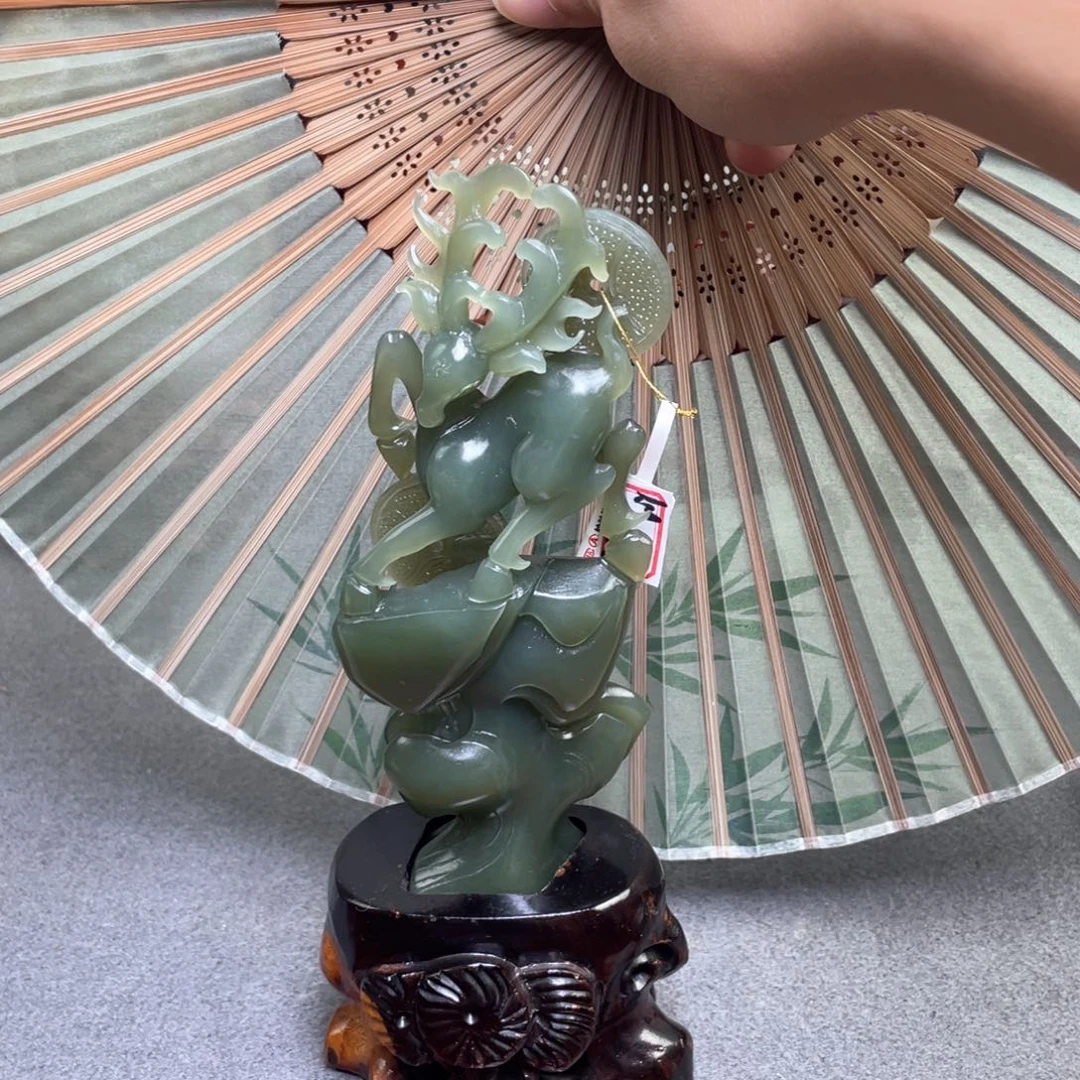 未镶嵌和田玉摆件
