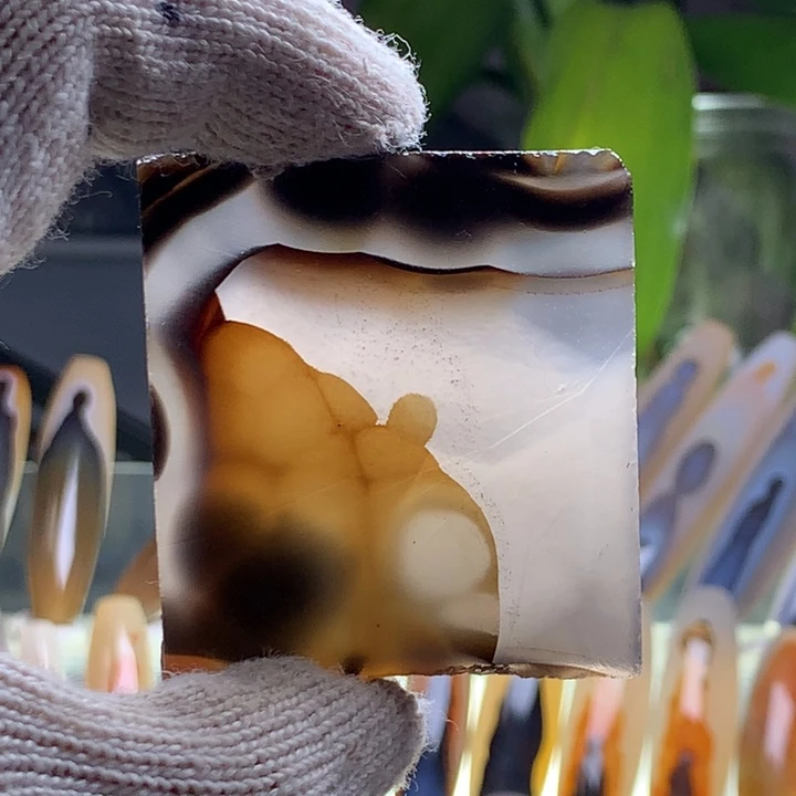 未镶嵌玛瑙/玉髓珠宝半成品135