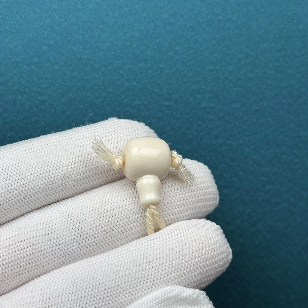 D63-11天然猛犸牙 藏式三通 11.8*17.8一物一图假一罚十