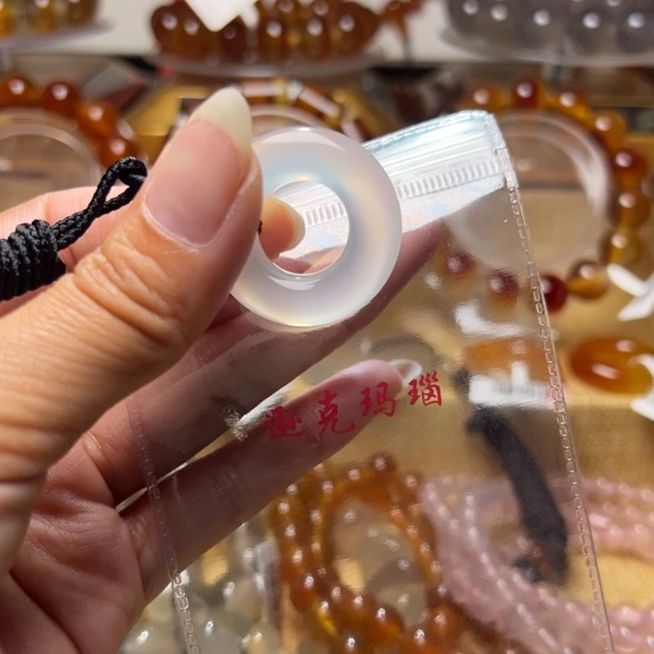 霹***侠玛瑙/玉髓颈饰合金4