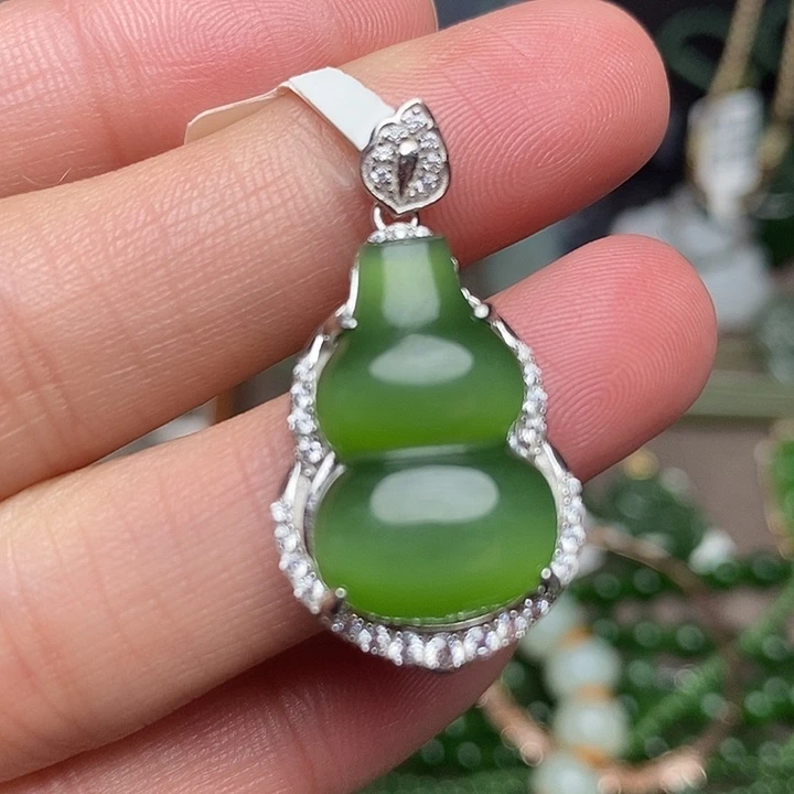 和田玉银S925镶嵌颈饰