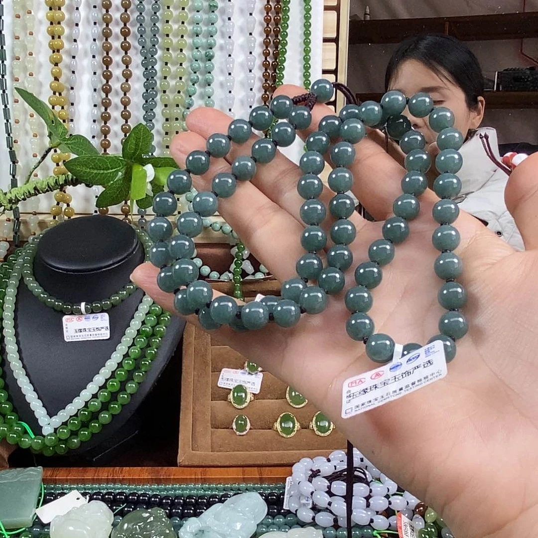 翡翠颈饰未镶嵌男*天然翡翠项链