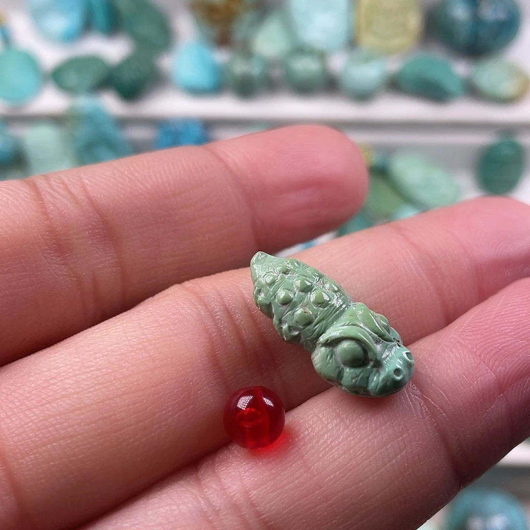 南红玛瑙未镶嵌颈饰