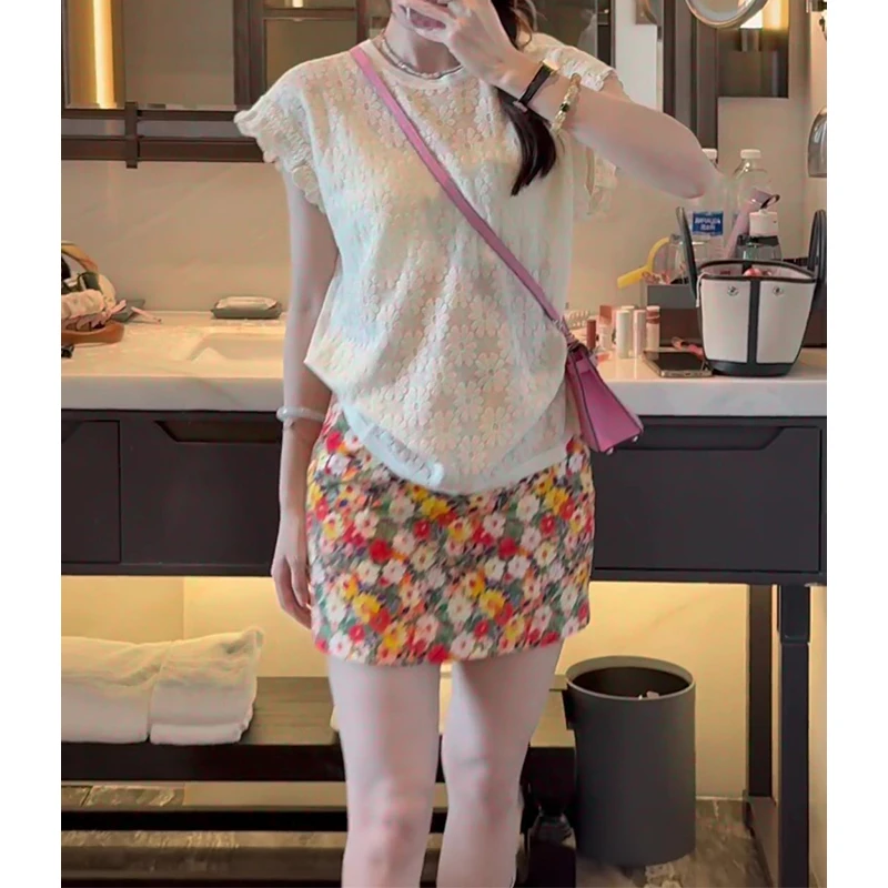 法式重工刺绣花边小飞袖冰丝短袖针织衫女夏季设计感小众宽松上衣