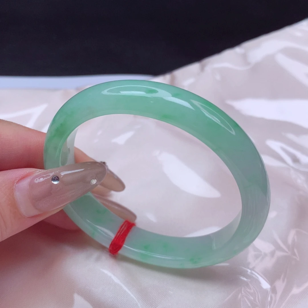 未镶嵌手镯翡翠手镯53贵妃