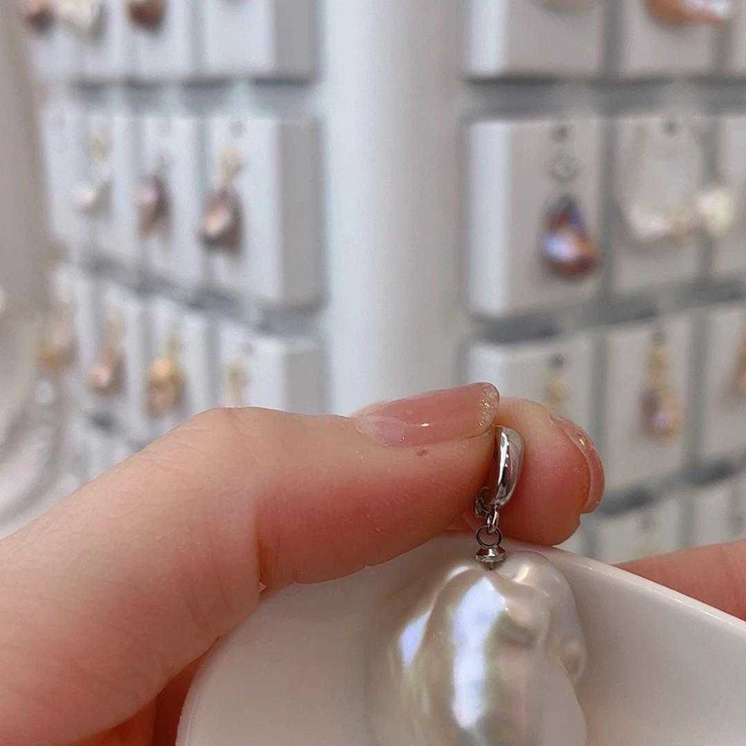 淡水珍珠颈饰银S925镶嵌哈*