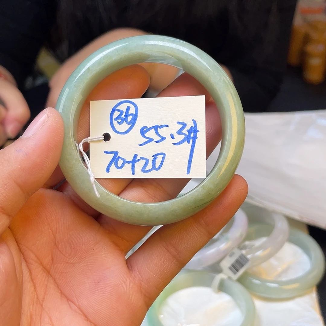 未镶嵌手镯翡翠36