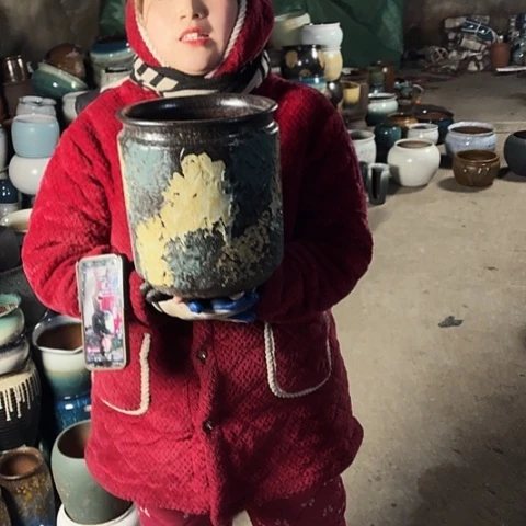 口21高24，瑕疵盆子