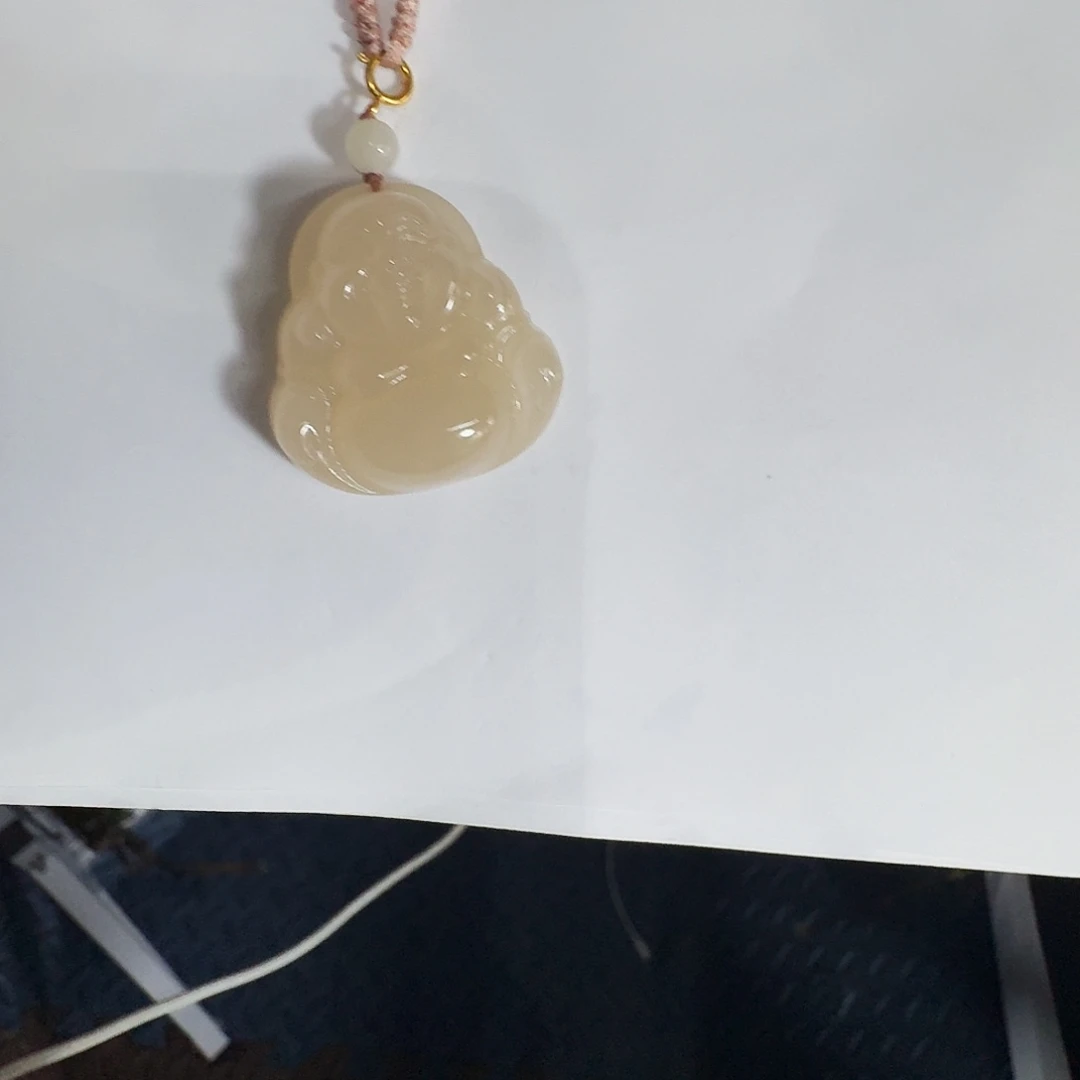 泡***面和田玉未镶嵌颈饰
