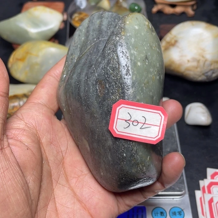 颈饰未镶嵌和田玉302