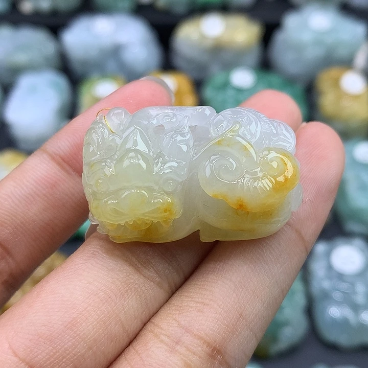 翡翠未镶嵌颈饰天然缅甸翡翠