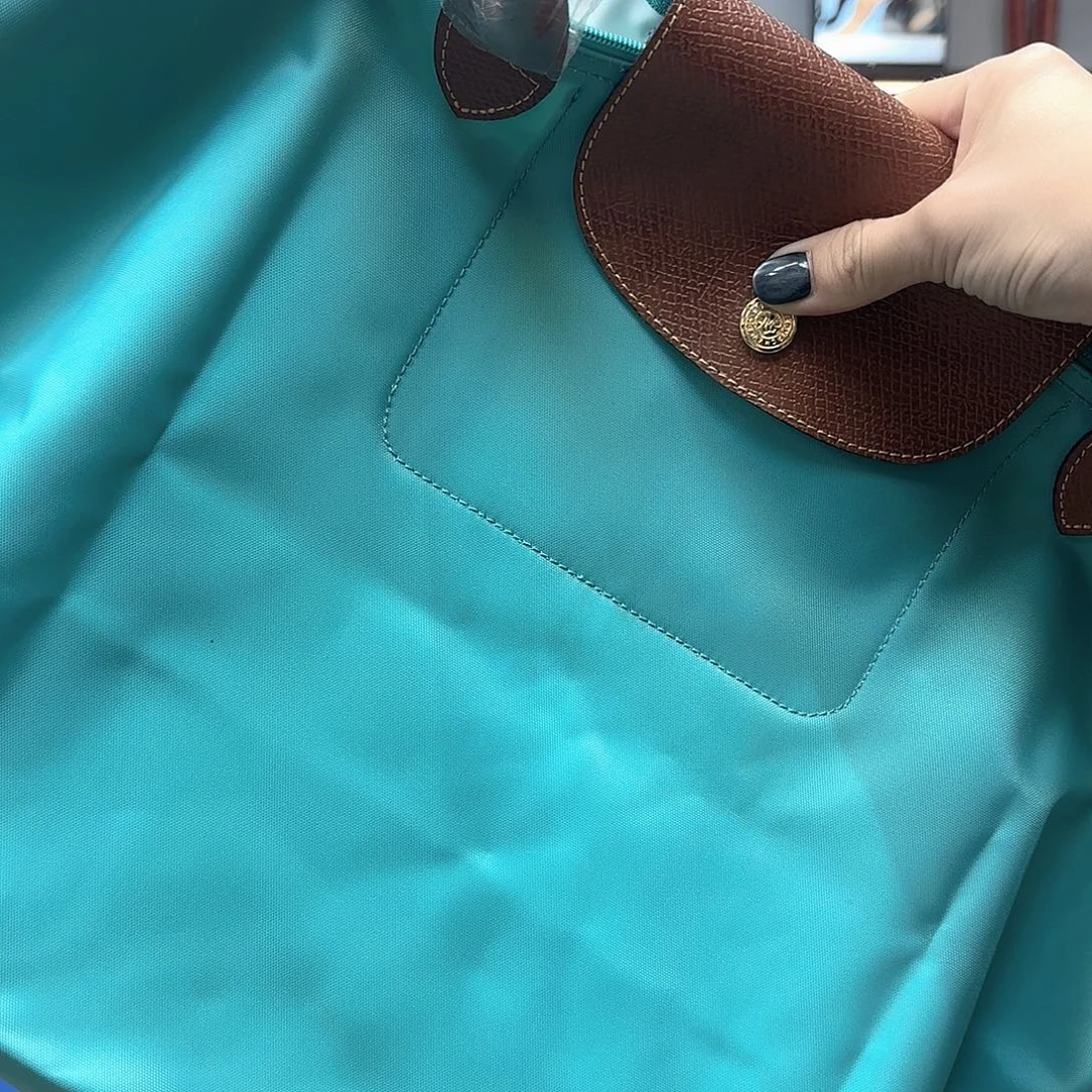 蚕丝牛剖层皮革龙龙005