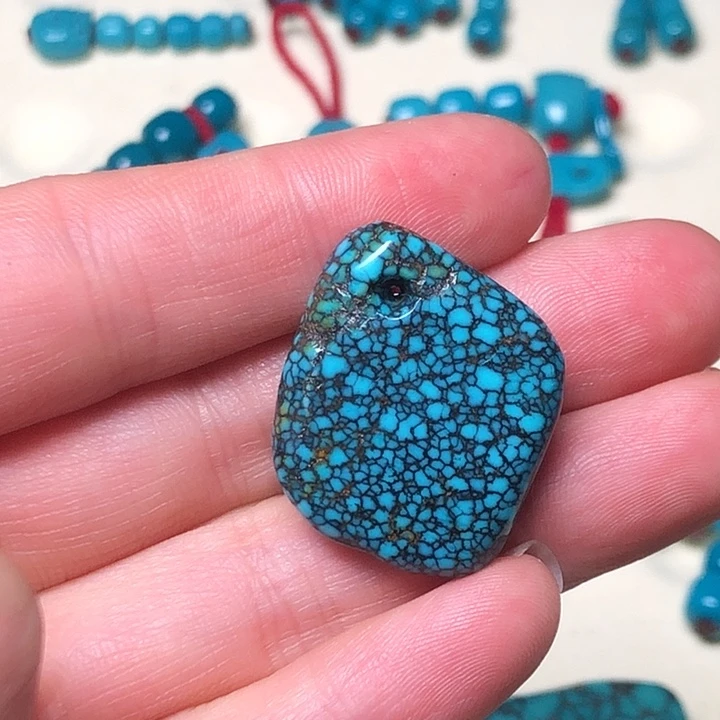 绿松石未镶嵌方形吊坠